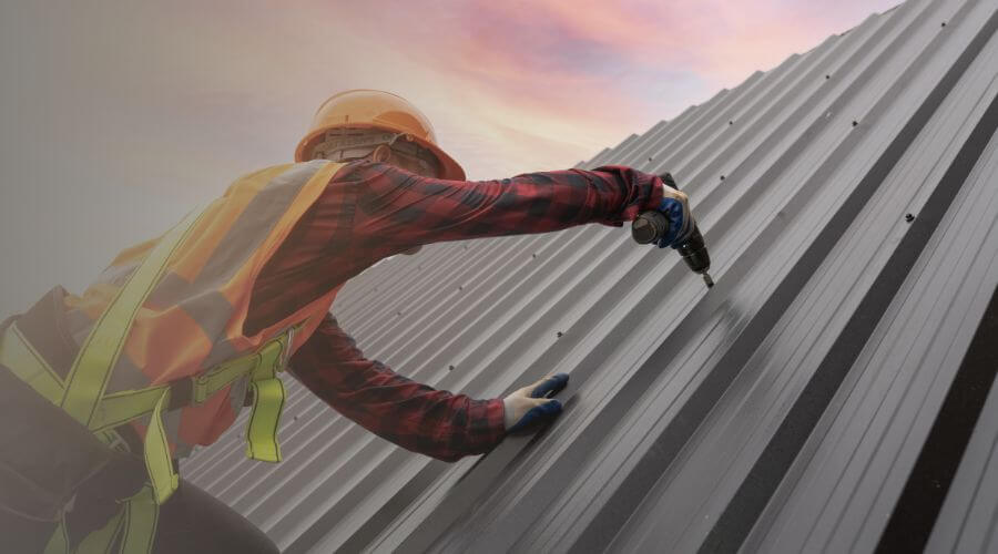 Professional gutter cleaning in Morganza, MD